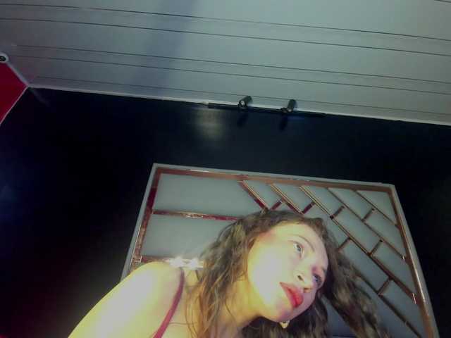 ClaritaHill's BongaCams show and profile