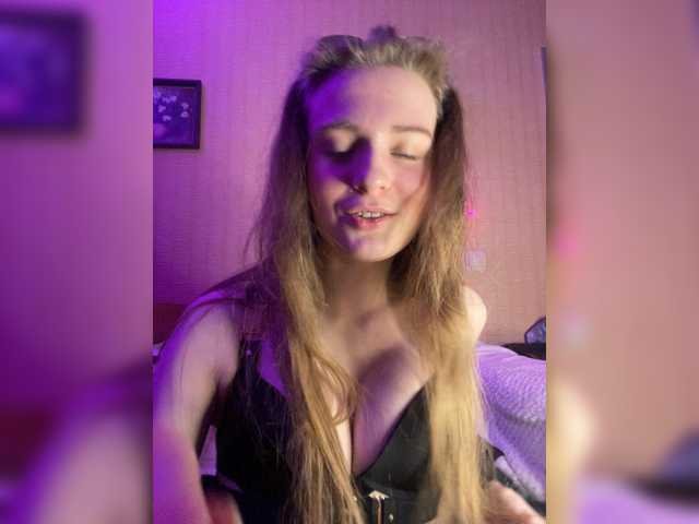 -Pandora-'s BongaCams show and profile