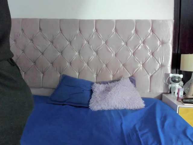 RobertAslhey live room