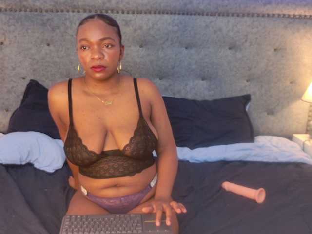 MilaCruz's BongaCams show and profile