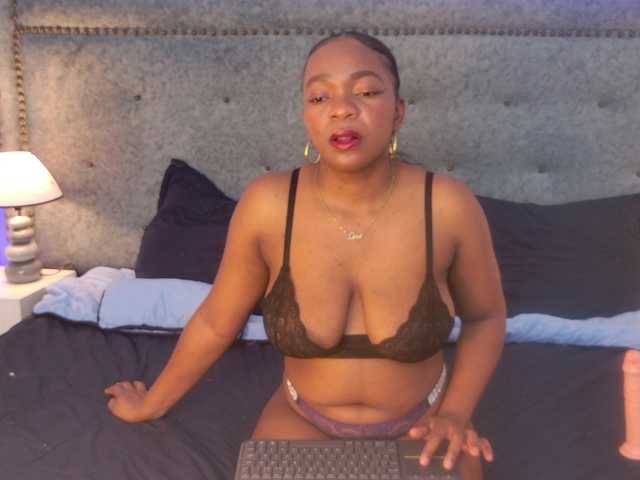 MilaCruz's BongaCams show and profile