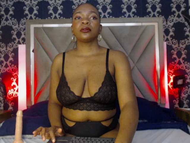 MilaCruz's BongaCams show and profile