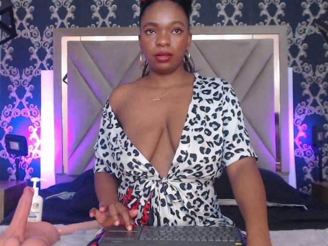 MilaCruz's BongaCams show and profile