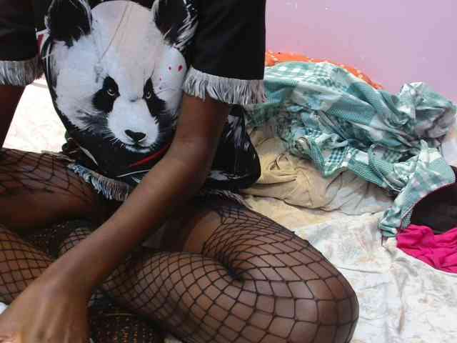 Sexyafricanah001 webcam