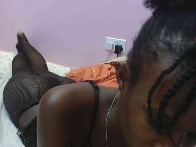 Sexyafricanah001 webcam