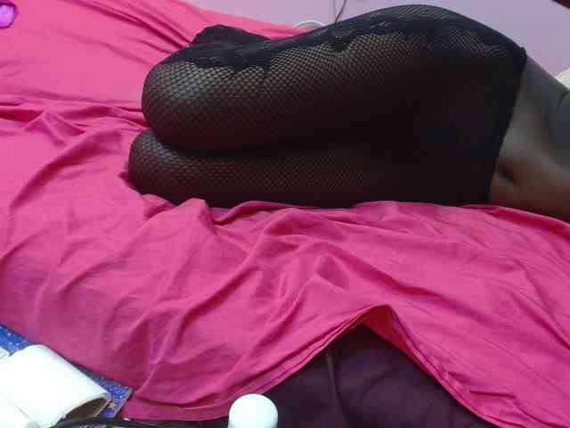 Sexyafricanah001 webcam