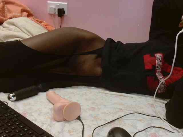 Sexyafricanah001 webcam