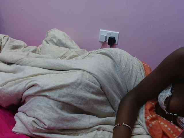 Sexyafricanah001 webcam