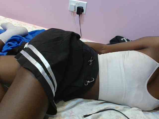 Sexyafricanah001 webcam