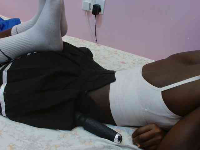 Sexyafricanah001 webcam