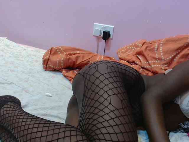 Sexyafricanah001 webcam