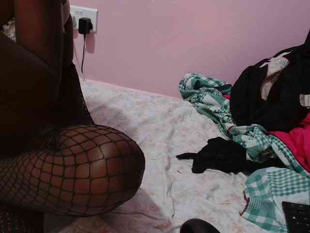 Sexyafricanah001 webcam