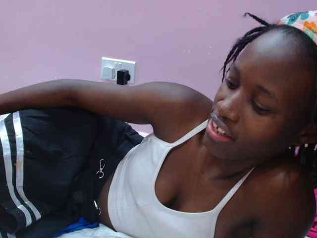 Sexyafricanah001 webcam