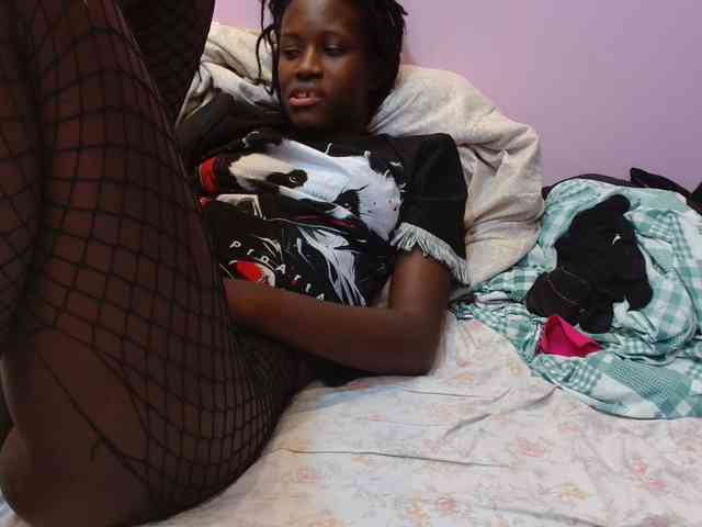 Sexyafricanah001 webcam