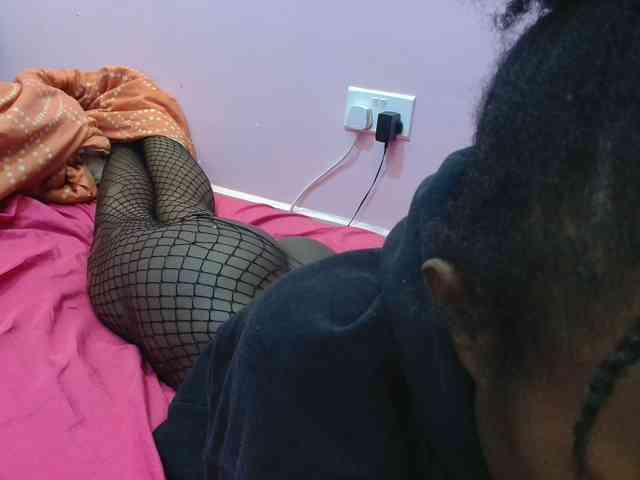 Sexyafricanah001 webcam