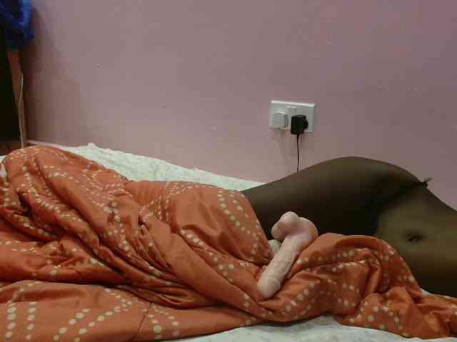 Sexyafricanah001 webcam