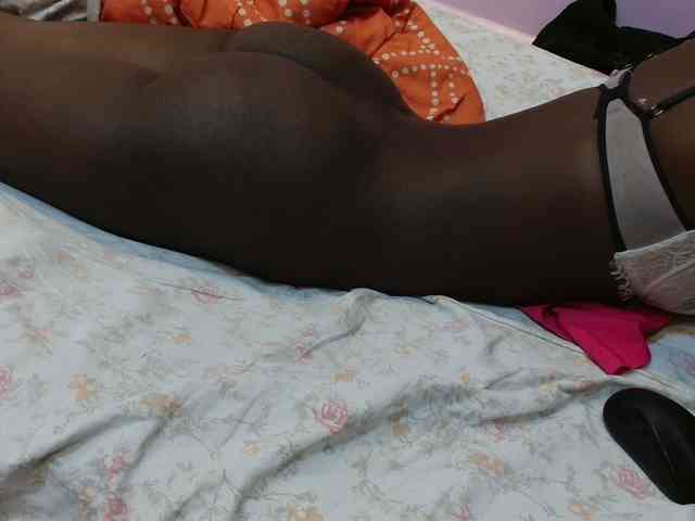 Sexyafricanah001 webcam