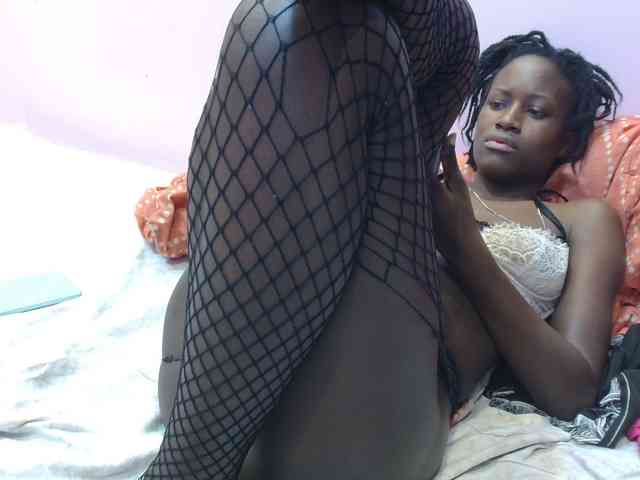 Sexyafricanah001 webcam