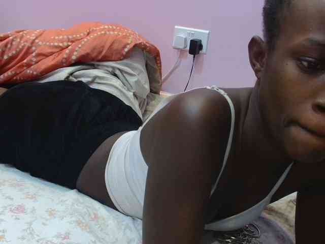 Sexyafricanah001 webcam