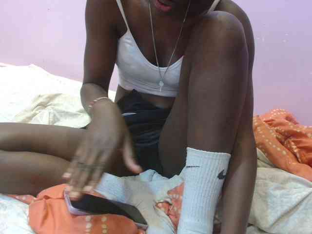 Sexyafricanah001 webcam