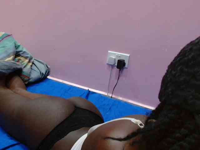 Sexyafricanah001 webcam