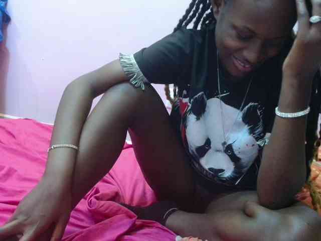 Sexyafricanah001 webcam