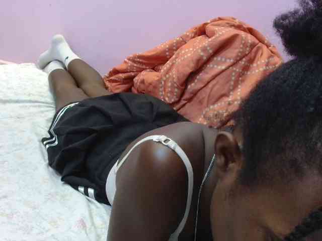 Sexyafricanah001 webcam