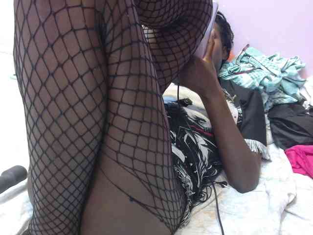 Sexyafricanah001 webcam