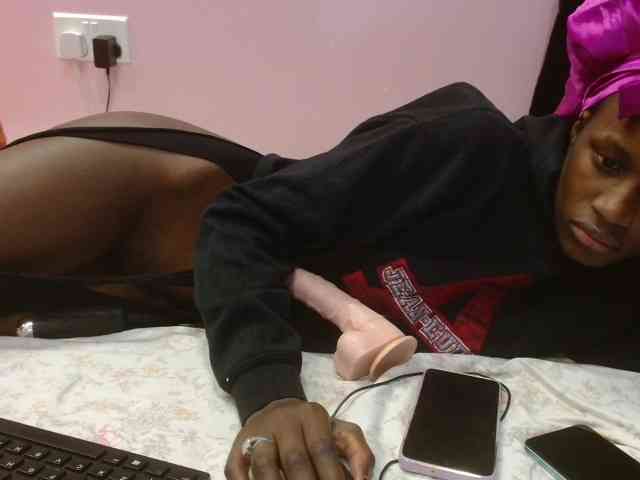 Sexyafricanah001 webcam