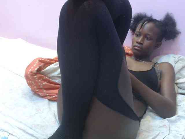 Sexyafricanah001 webcam