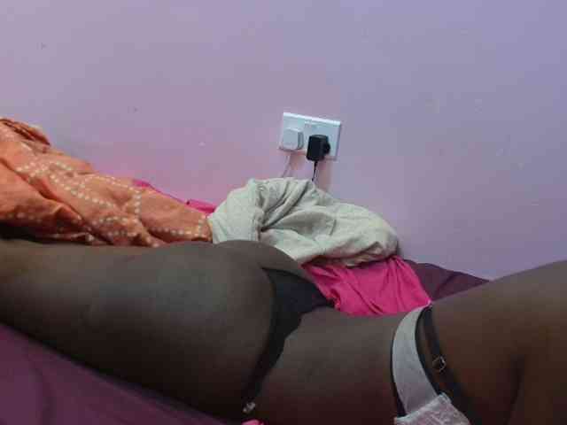 Sexyafricanah001 webcam