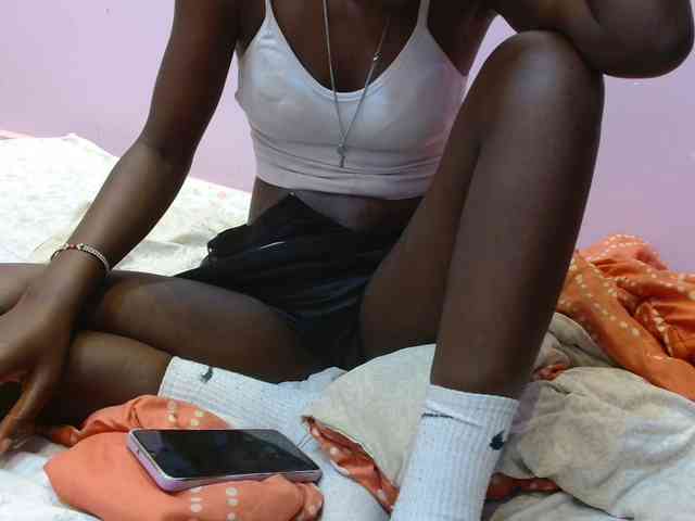 Sexyafricanah001 webcam