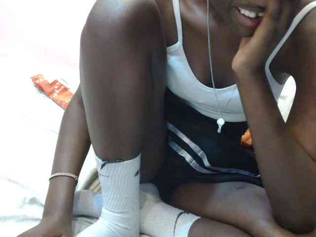 Sexyafricanah001 webcam