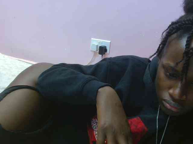 Sexyafricanah001 webcam