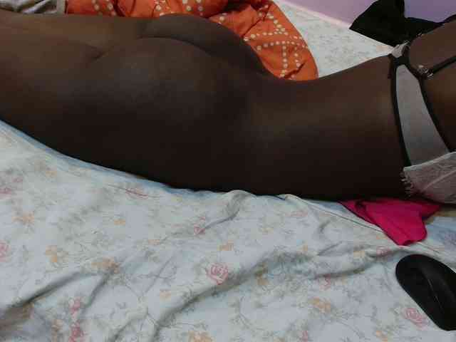 Sexyafricanah001 webcam