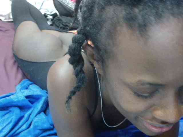 Sexyafricanah001 webcam