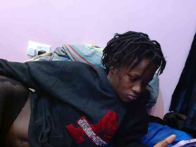 Sexyafricanah001 webcam