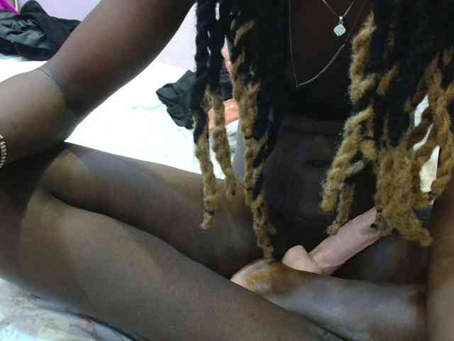 Sexyafricanah001 webcam