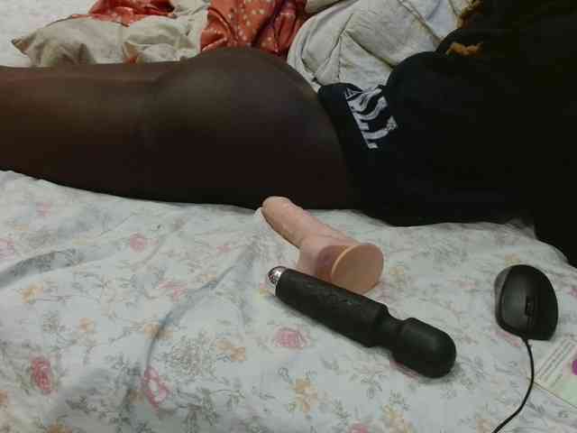 Sexyafricanah001 webcam