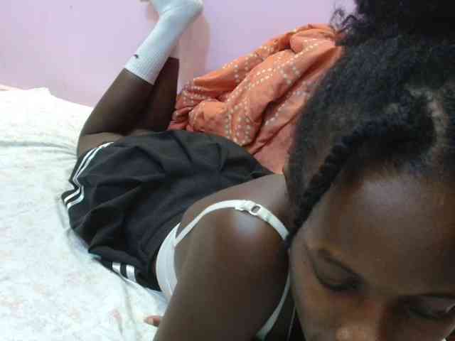 Sexyafricanah001 webcam