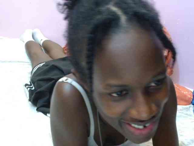 Sexyafricanah001 webcam