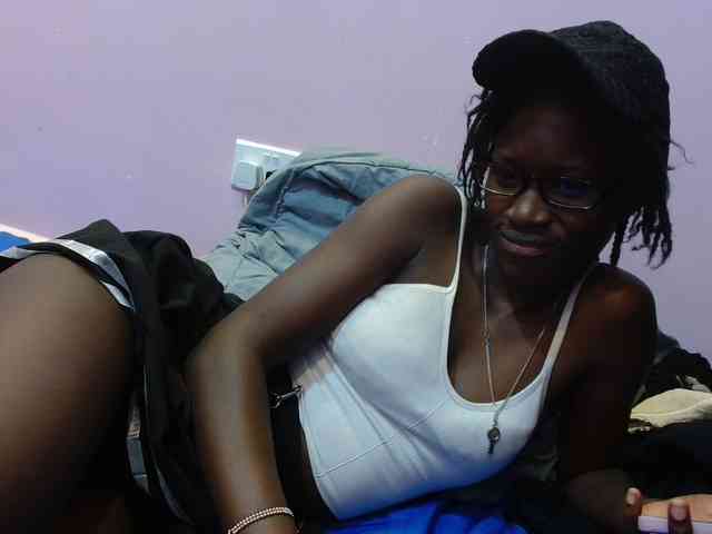 Sexyafricanah001 webcam