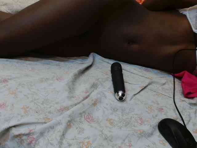 Sexyafricanah001 webcam