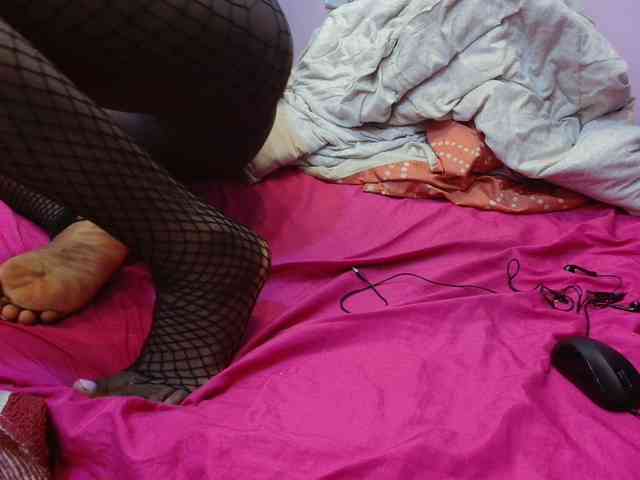 Sexyafricanah001 webcam