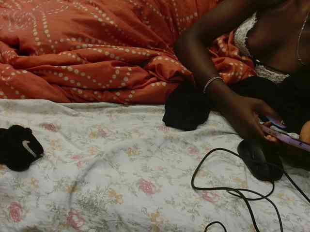 Sexyafricanah001 webcam