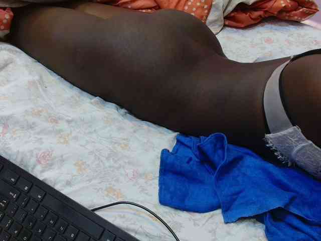 Sexyafricanah001 webcam