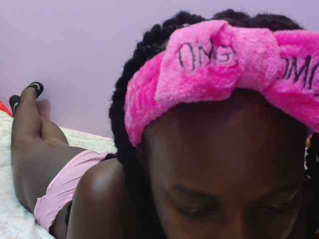 Sexyafricanah001 webcam