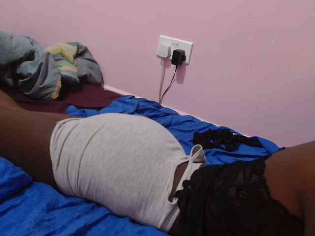 Sexyafricanah001 webcam