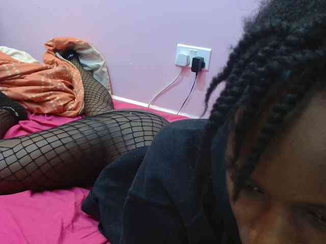 Sexyafricanah001 webcam