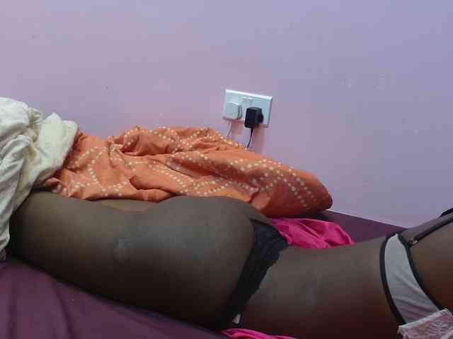 Sexyafricanah001 webcam